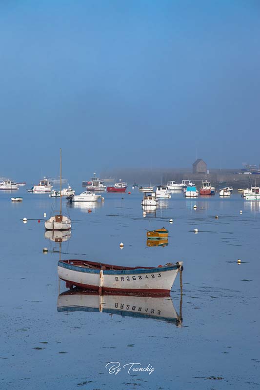 Dans le port de Portsall