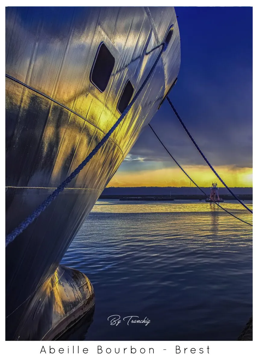 remorqueur, bateau, boat, brest, soleil, sunrise, sun, by tranchig, poster, affiche, bretagne, finistère,