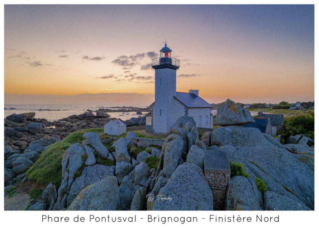 Le tour des Phares Phare Pontusval au lever Bretagne Finistère By Tranchig