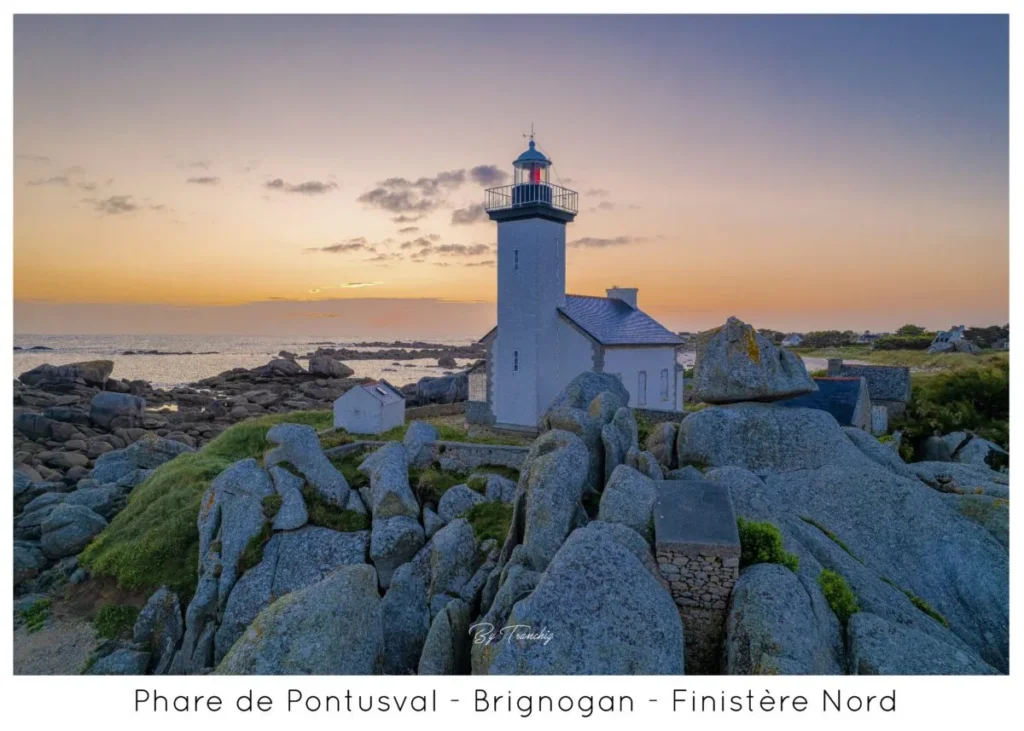 Le tour des Phares Phare Pontusval au lever Bretagne Finistère By Tranchig