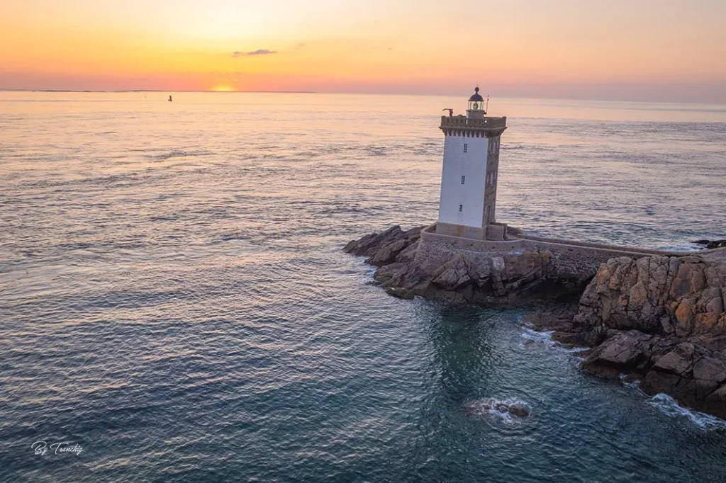 Sunset sur mer d'Iroise 2025 aerial Bretagne Finistère By Tranchig