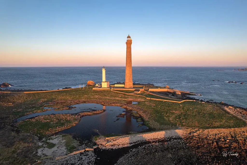 Pays des Abers L'Ile Vierge et son phare Bretagne Finsitère By Tranchig