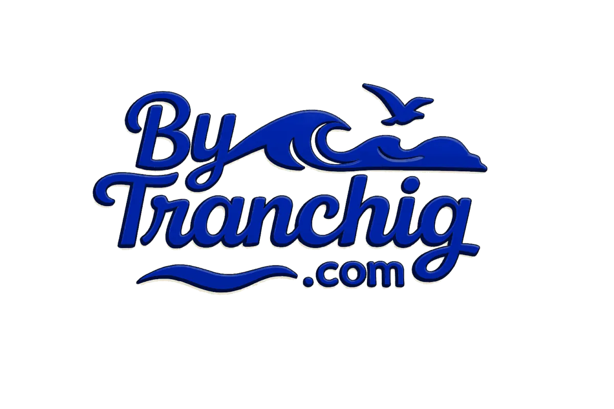 logo_bleu_marine_transparent trémazan à landunvez, jour d’été | by tranchig (copie)